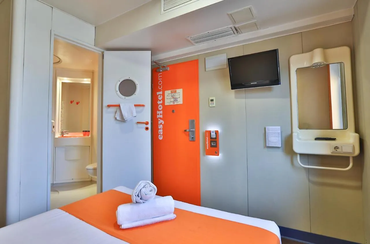 Easyhotel Szófia Szálloda