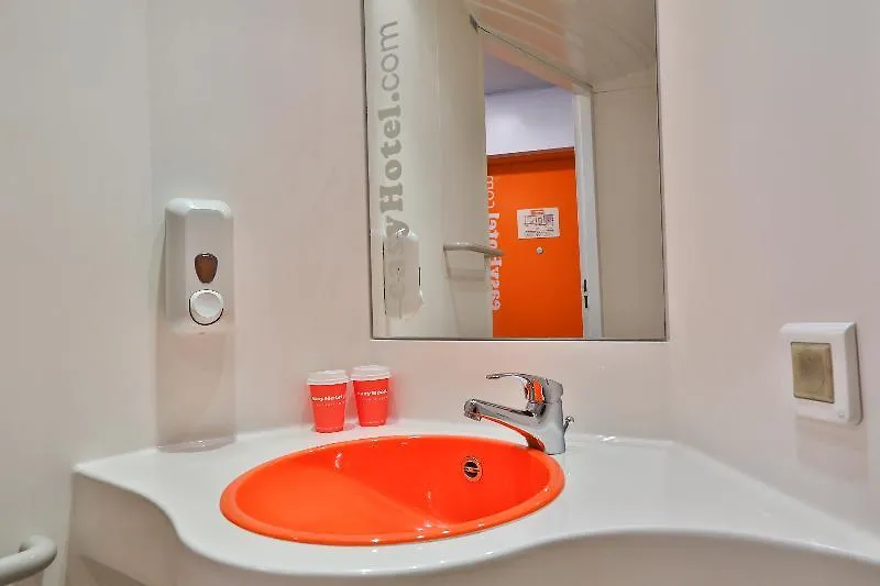 Easyhotel Szófia Szálloda