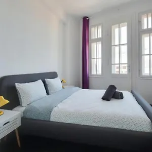 vizitați hotelul