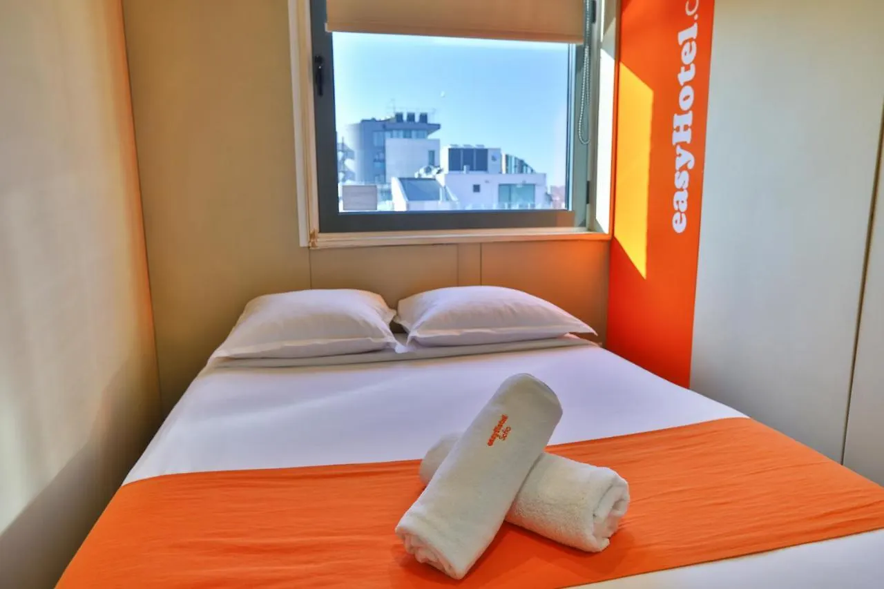 Easyhotel Sofia Hotel