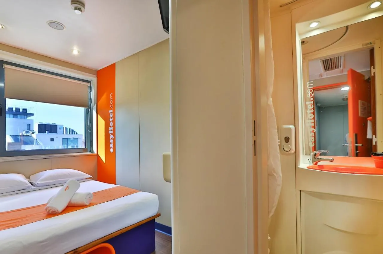 Easyhotel Sofia Hotel